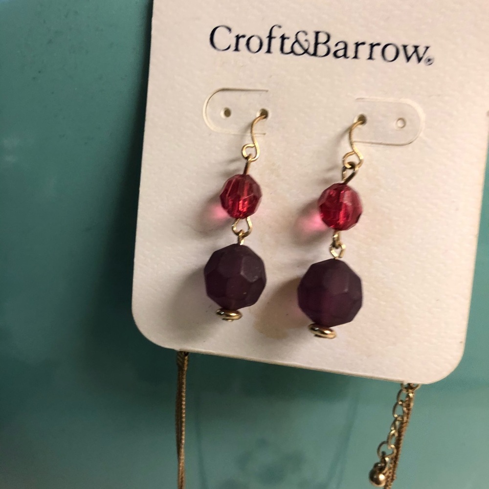 Croft & Barrow earring and necklace